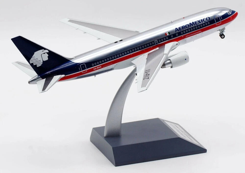 INFLIGHT 200 AEROMEXICO B767-200 REG: XA-RVZ