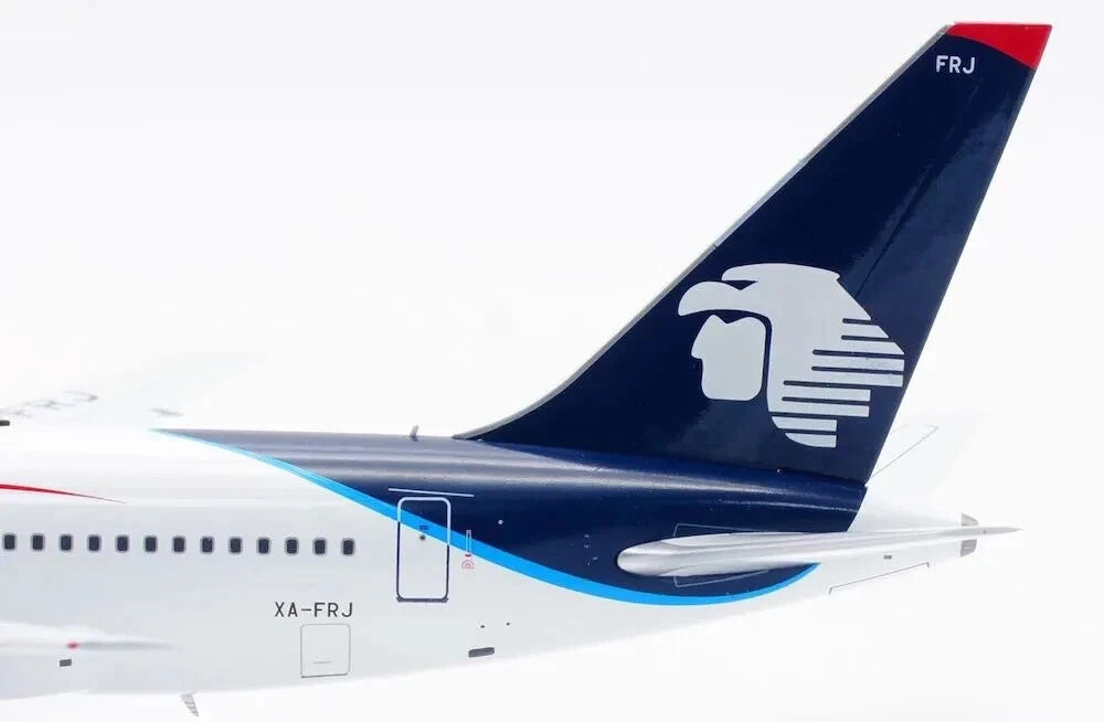 INFLIGHT 200 B767-283/ER AEROMEXICO REG: XA-FRJ