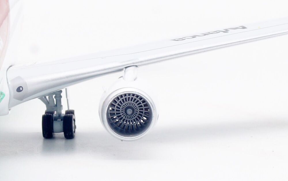 INFLIGHT 200 B767-200 AVIANCA REG: N988AN