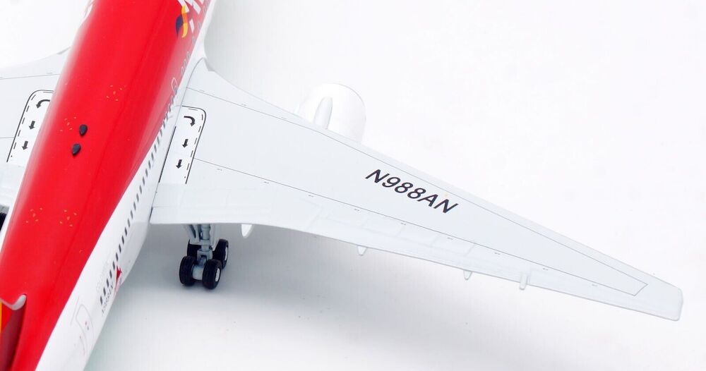 INFLIGHT 200 B767-200 AVIANCA REG: N988AN