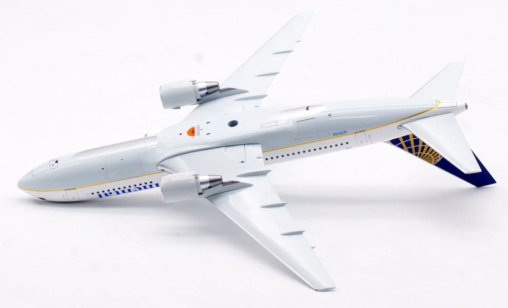 INFLIGHT 200 B767-224/ER CONTINENTAL AIRLINES REG: N76156