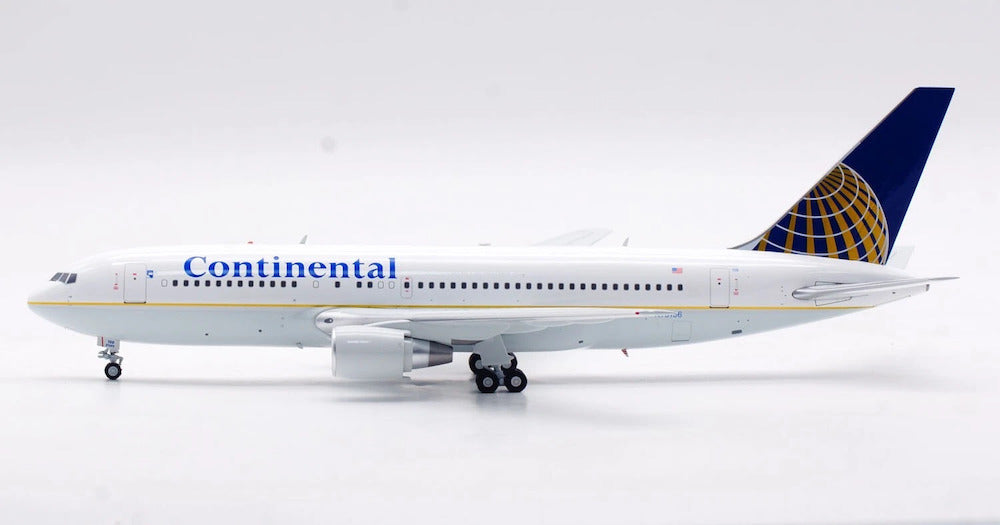 INFLIGHT 200 B767-224/ER CONTINENTAL AIRLINES REG: N76156
