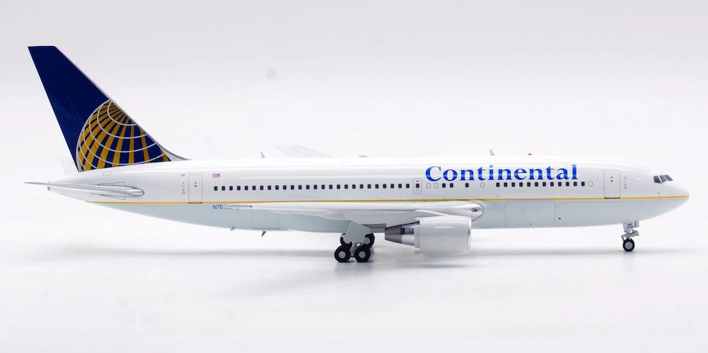 INFLIGHT 200 B767-224/ER CONTINENTAL AIRLINES REG: N76156