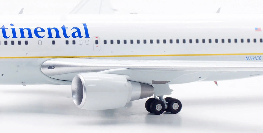 INFLIGHT 200 B767-224/ER CONTINENTAL AIRLINES REG: N76156