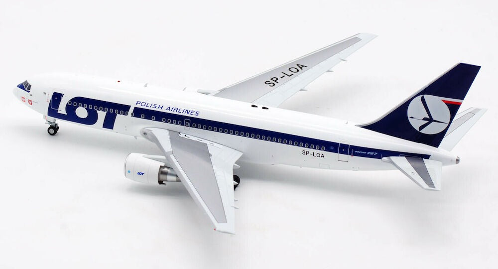 INFLIGHT 200 B 767 LOT POLISH AIRLINES REG: SP-LOA WITH STAND
