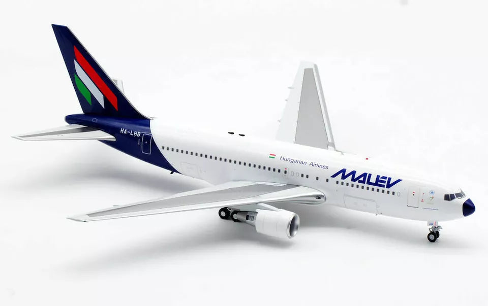 INFLIGHT 200 B767-200 MALEV HUNGARIAN AIRLINES REG: HA-LHB