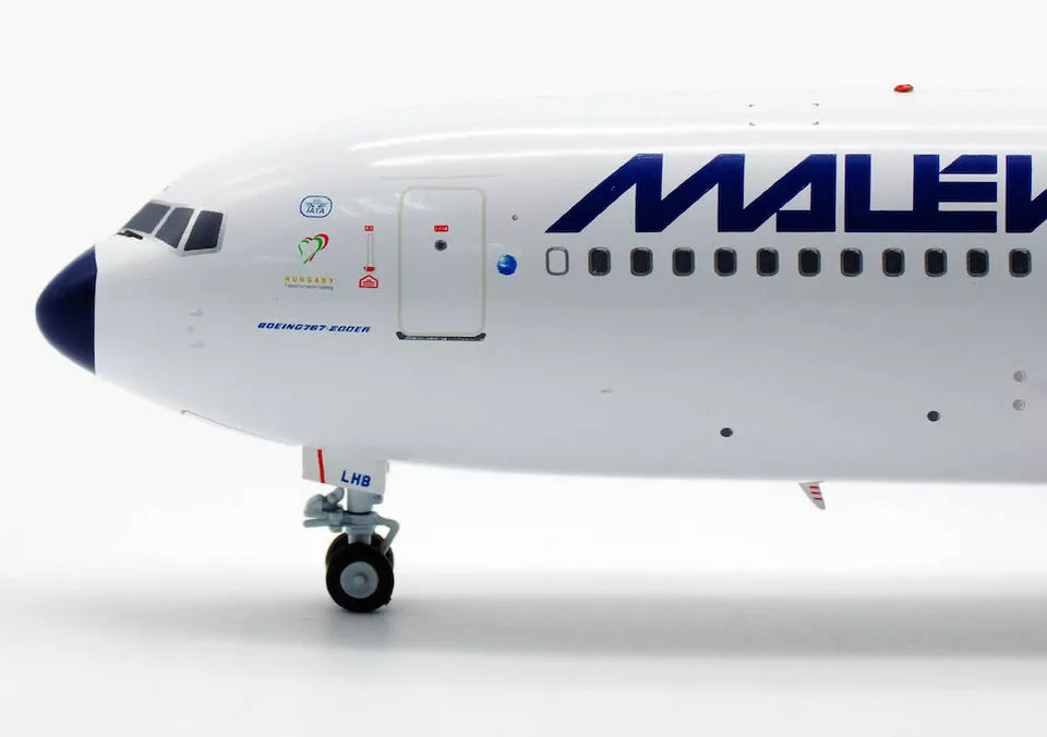 INFLIGHT 200 B767-200 MALEV HUNGARIAN AIRLINES REG: HA-LHB