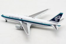 INFLIGHT 200 B767-200 AIR NEW ZEALAND REG: ZK-NBA