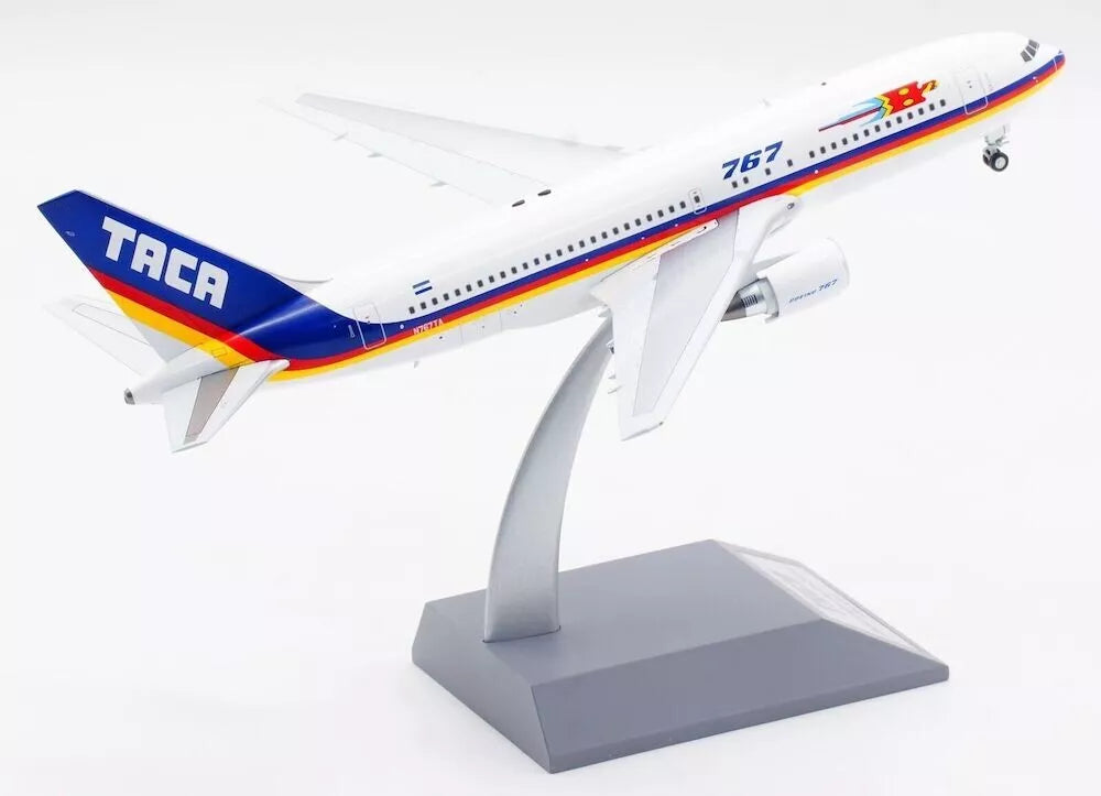 INFLIGHT 200 B767-2S1 TACA REG: N767TA