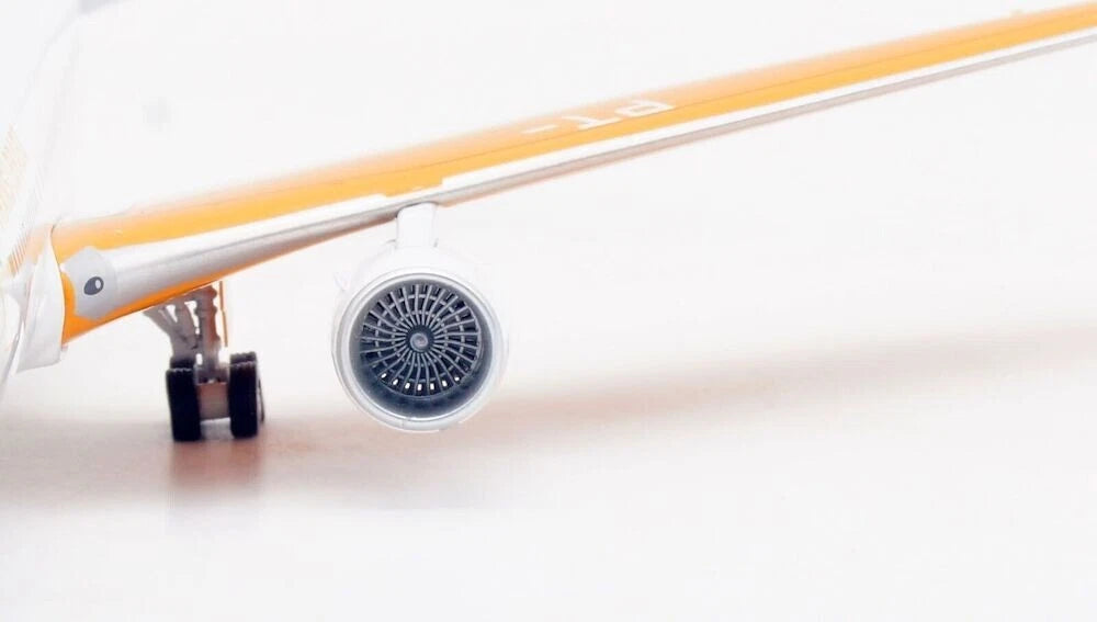 INFLIGHT 200 B767-200 TRANS BRAZIL NEW COLOURS REG: PT-TAB