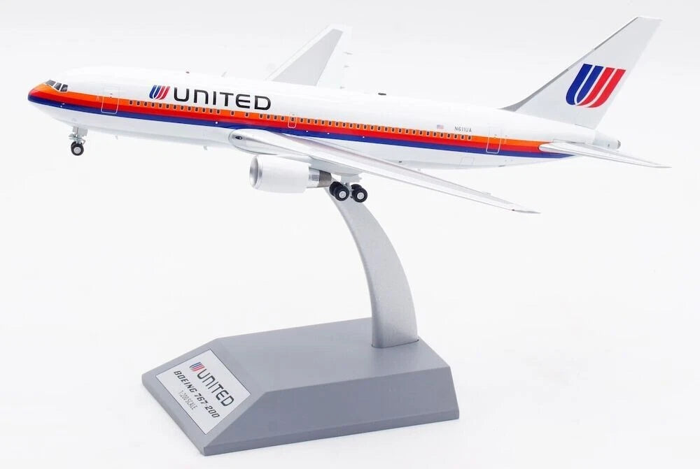 INFLIGHT 200 B767-200 UNITED SAUL BASS REG: N611UA