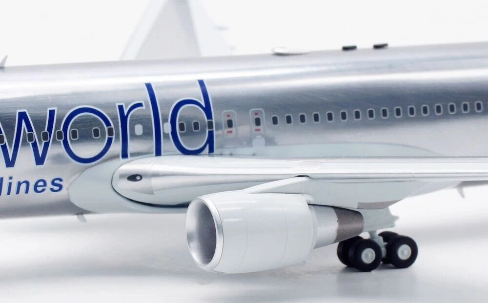 INFLIGHT 200 B767-300 AMERICAN AIRLINES ONE WORLD REG: N395AN