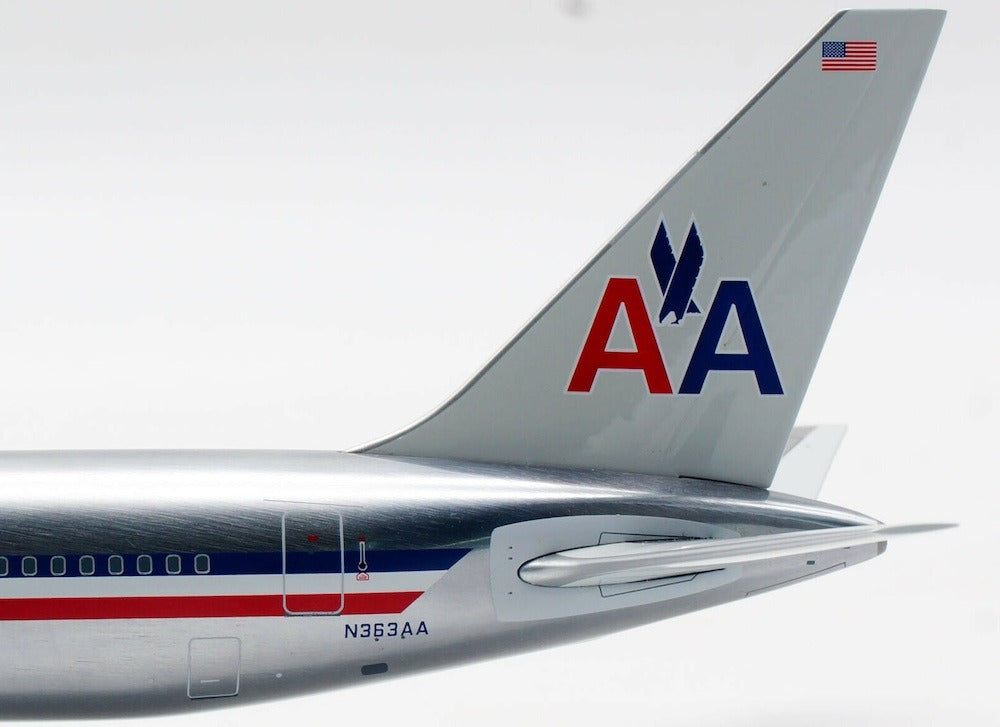 INFLIGHT 200 B767-300 AMERICAN AIRLINES REG: N363AA