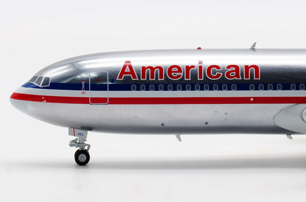 INFLIGHT 200 B767-300 AMERICAN AIRLINES REG: N363AA