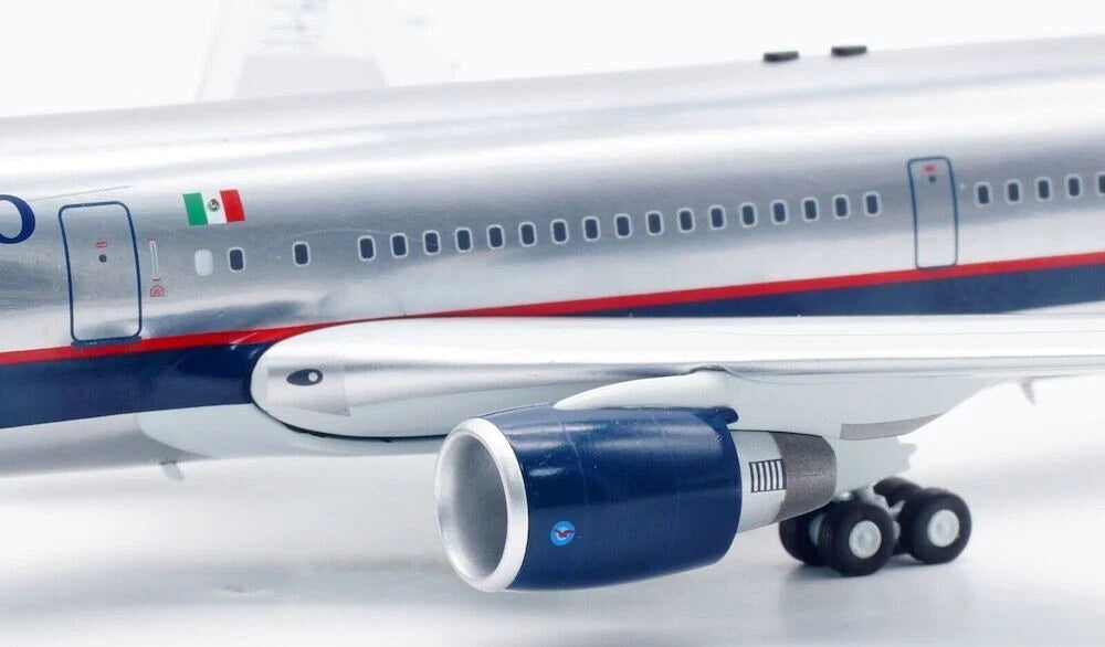 INFLIGHT 200 B767-3Q8/ER AEROMEXICO REG: XA-APB