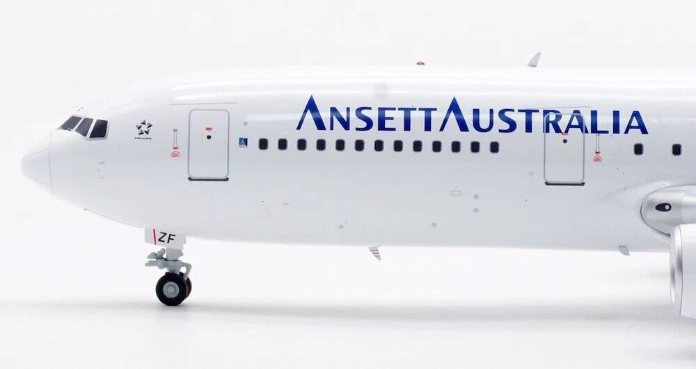 INFLIGHT 200 B767-324/ER ANSETT AUSTRALIA AIRLINES REG: VH-BZF