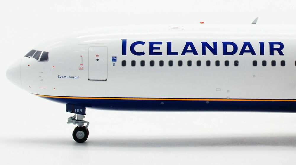 INFLIGHT 200 BOEING 767 ICELANDAIR REG: TF-ISN