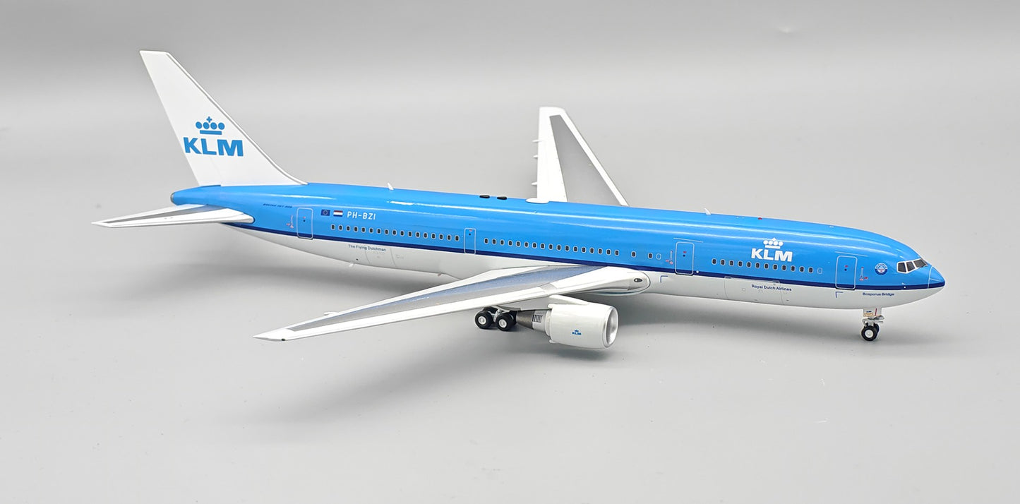 INFLIGHT 200 B767-306/ER ROYAL DUTCH AIRLINES (KLM) REG: PH-BZI