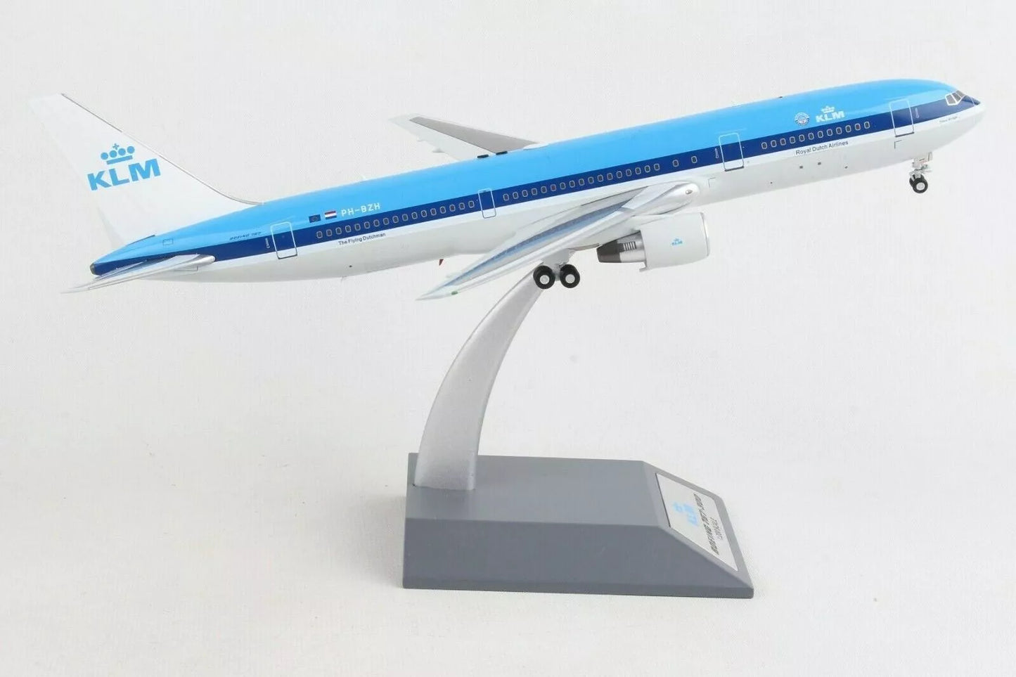 INFLIGHT 200 B767-306ER ROYAL DUTCH AIRLINES (KLM) REG: PH-BZH