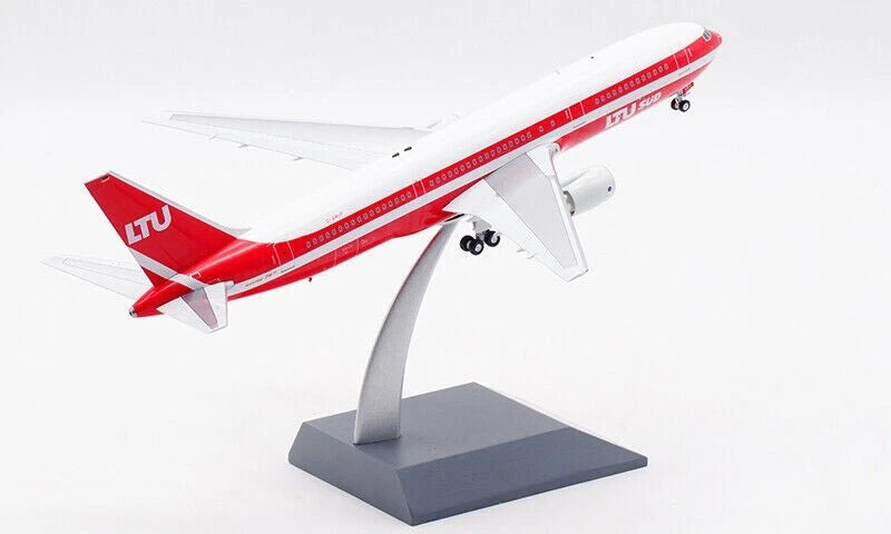 INFLIGHT 200 B767 LUFTTRANSPORT-UNTERNEHMEN SUD REG: D-AMUP