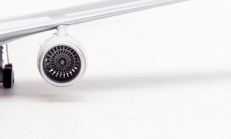 INFLIGHT 200 B767 LUFTTRANSPORT-UNTERNEHMEN SUD REG: D-AMUP