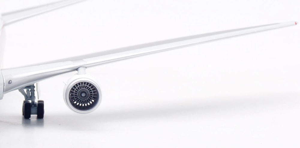 INFLIGHT 200 B767-31A/ER MARTINAIR HOLLAND REG: PH-MCL