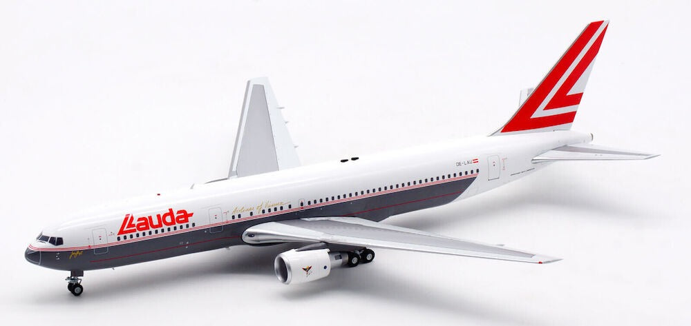 INFLIGHT 200 B767-3Z9/ER LAUDA AIR REG: OE-LAU