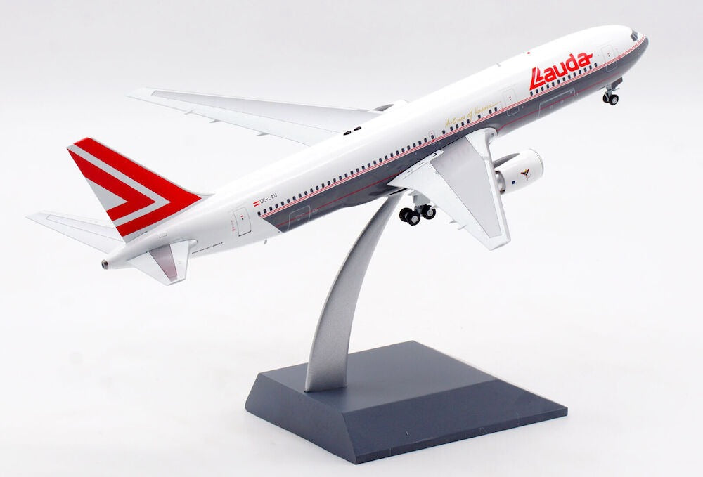 INFLIGHT 200 B767-3Z9/ER LAUDA AIR REG: OE-LAU