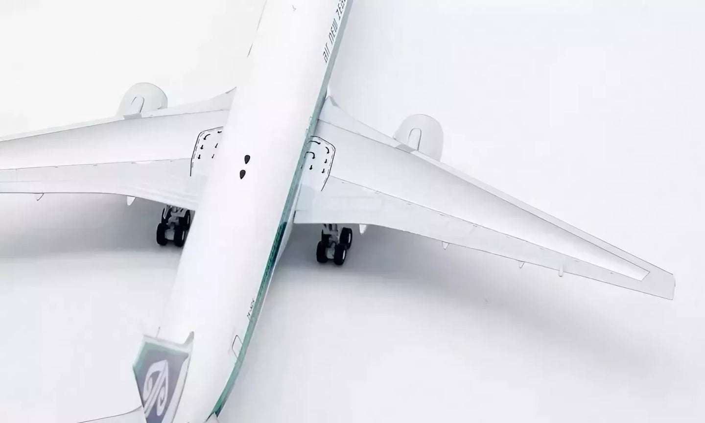 INFLIGHT 200 B767-300 AIR NEW ZEALAND "OLD COLOURS" REG: ZK-NCH