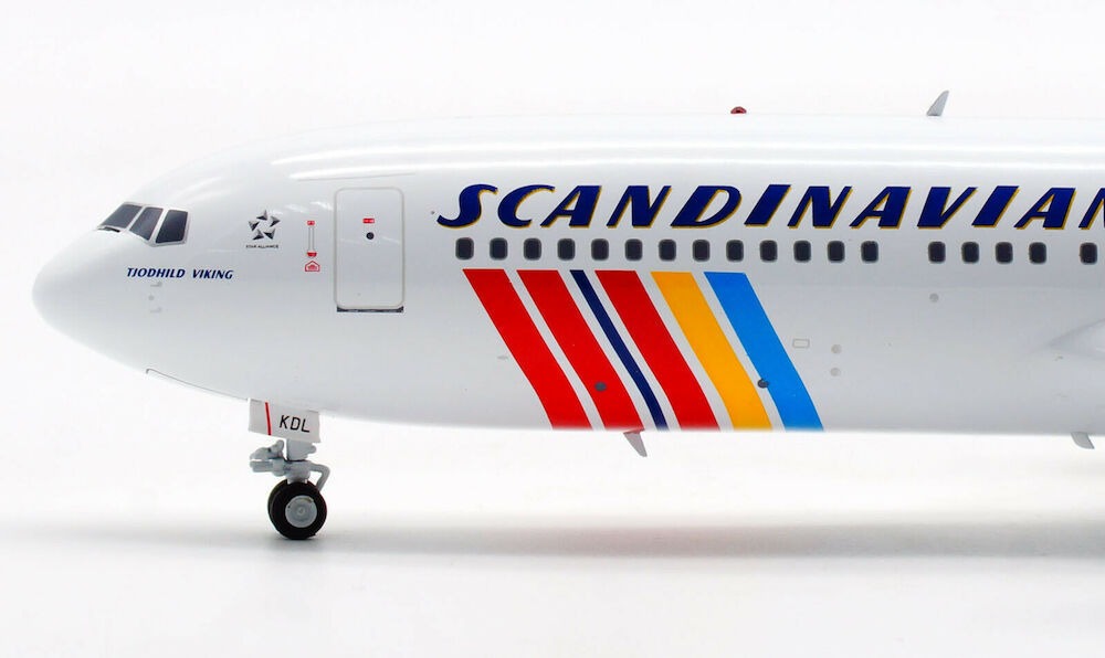 INFLIGHT 200 SAS B767-383/ER REG: OY-KDL
