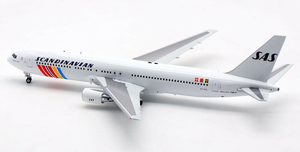 INFLIGHT 200 SAS B767-383/ER REG: OY-KDL