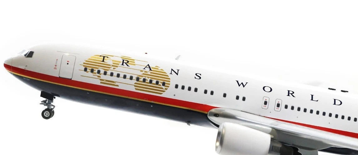 INFLIGHT 200 B767-3Q8/ER TWA REG: N634TW