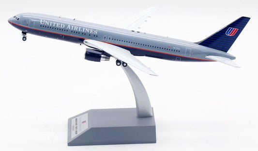 INFLIGHT 200 B767-300 UNITED REG: N670UA