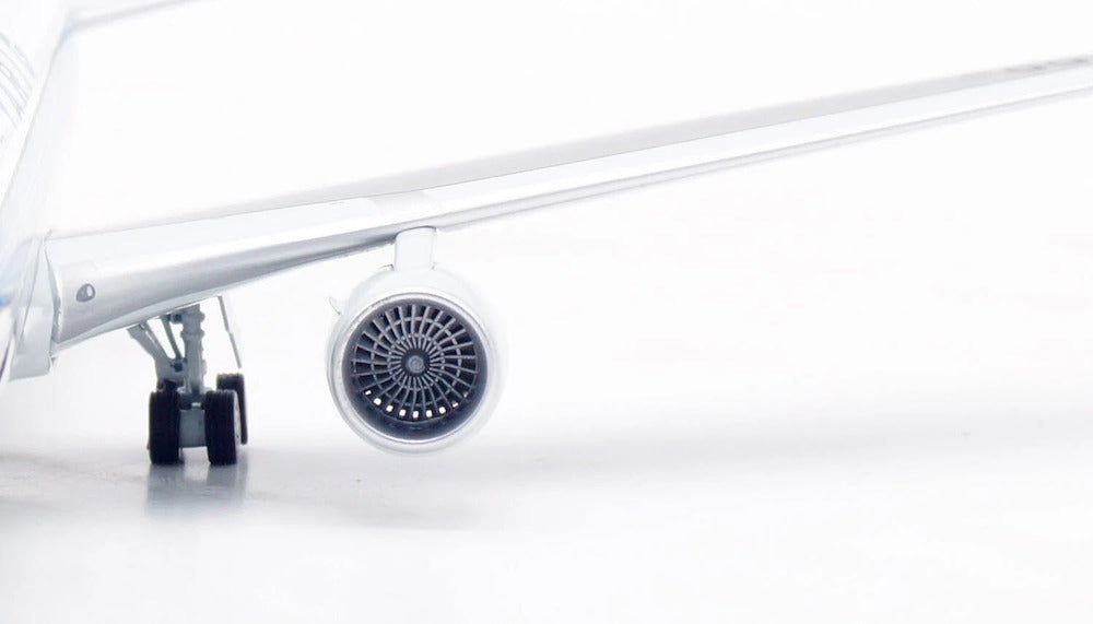 INFLIGHT 200 B767-341/ER VARIG REG: PP-VOL (POLISHED)