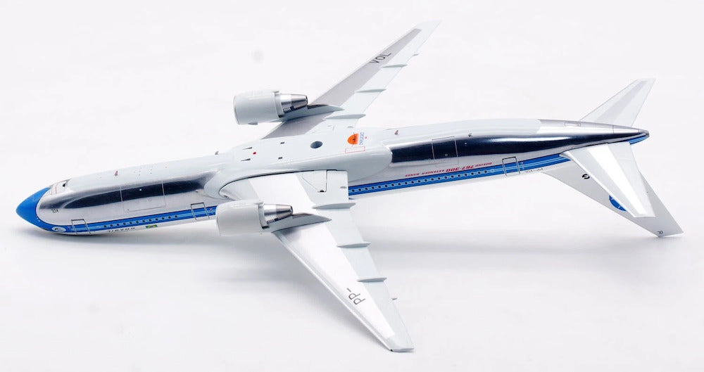 INFLIGHT 200 B767-341/ER VARIG REG: PP-VOL (POLISHED)