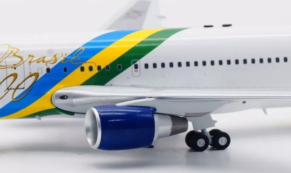 INFLIGHT 200  B767-300 VARIG REG: PP-VOK