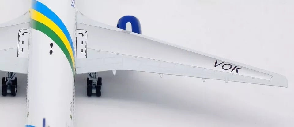 INFLIGHT 200  B767-300 VARIG REG: PP-VOK