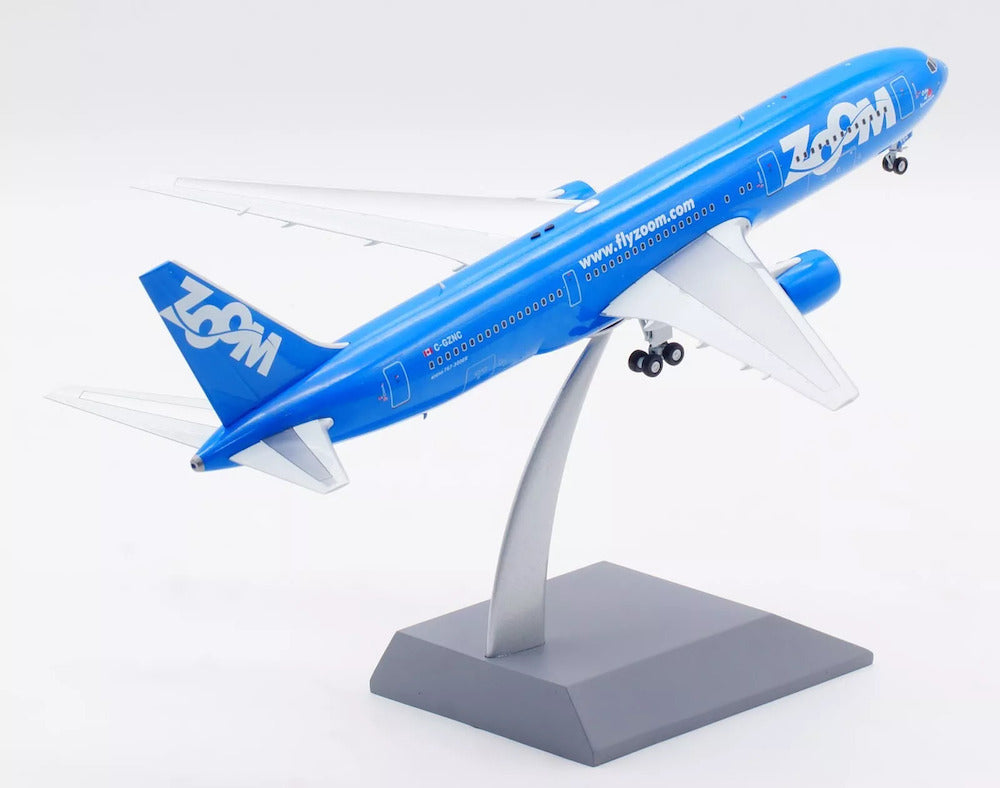 INFLIGHT 200 B767-300 ZOOM AIRLINES REG: G-CZNA