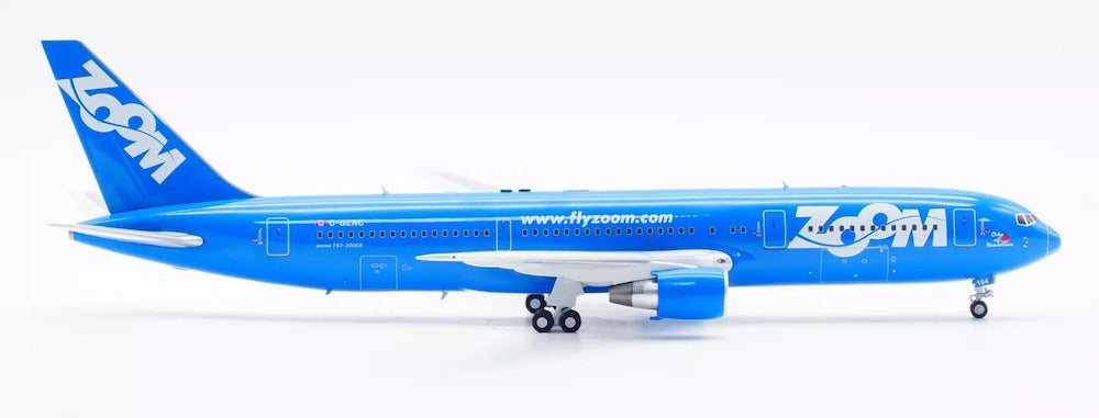 INFLIGHT 200 B767-300 ZOOM AIRLINES REG: G-CZNA