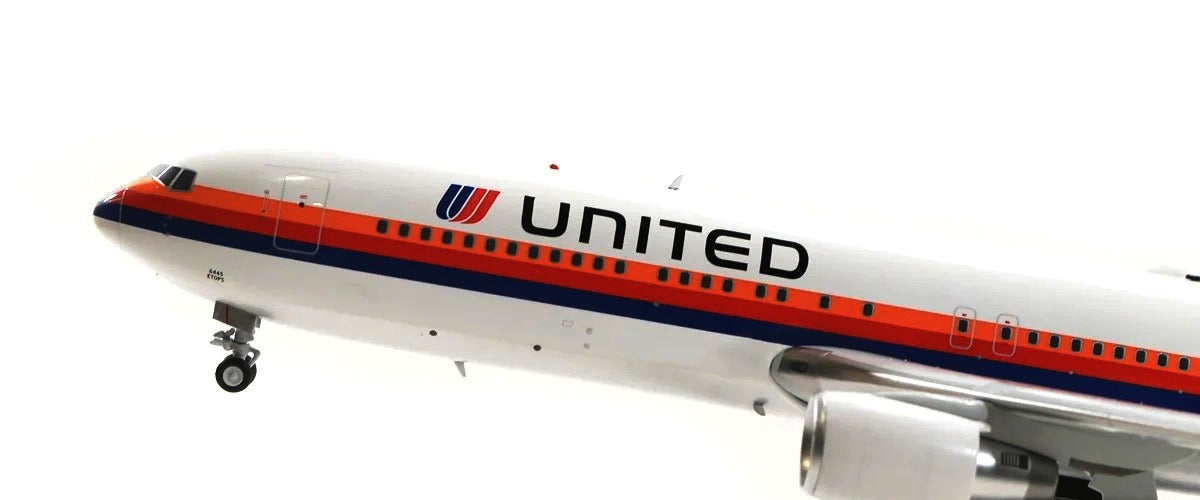 INFLIGHT 200 BOEING 767-300 REG: N645UA