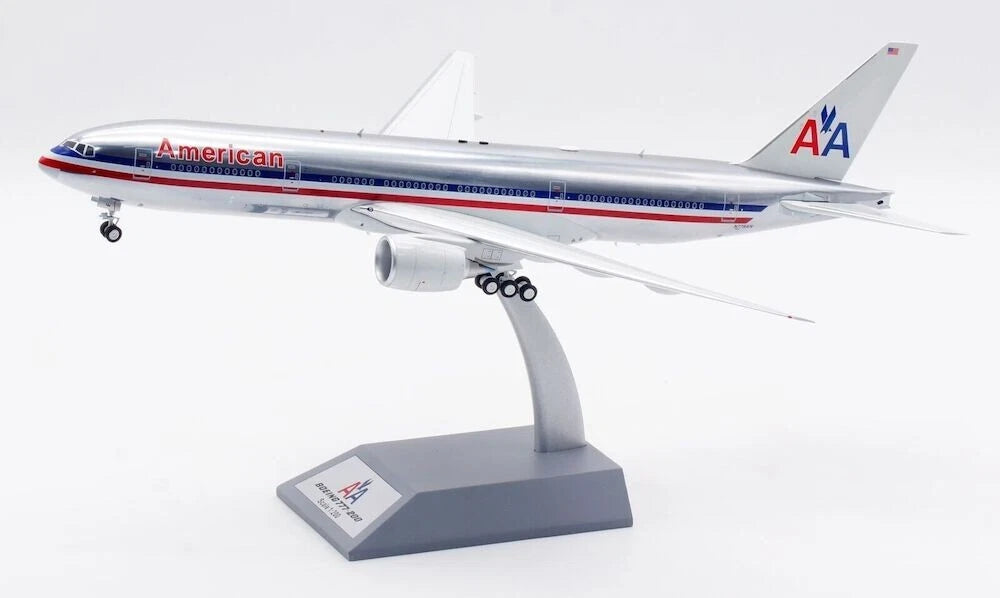 INFLIGHT 200 B777-200 AMERICAN AIRLINES REG: N779AN