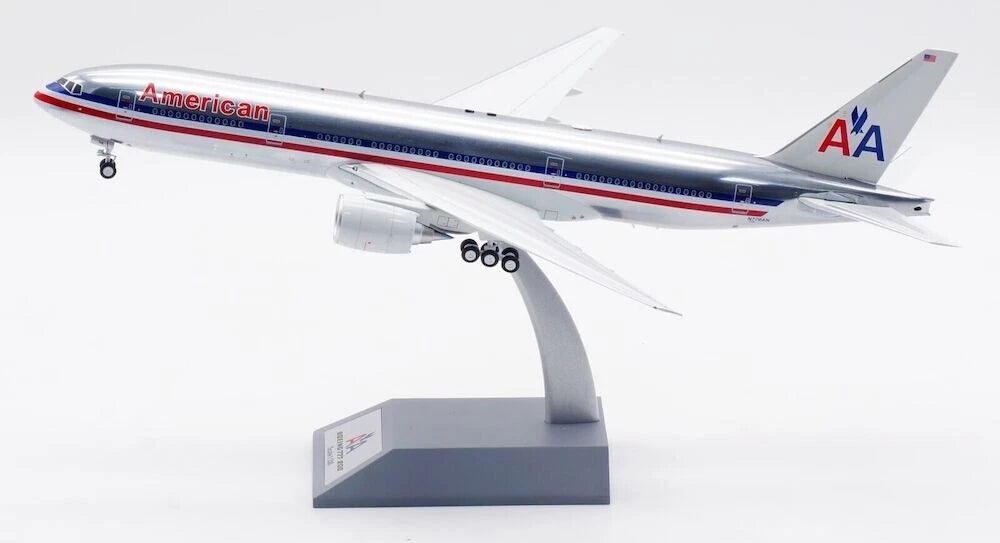INFLIGHT 200 B777-200 AMERICAN AIRLINES REG: N779AN
