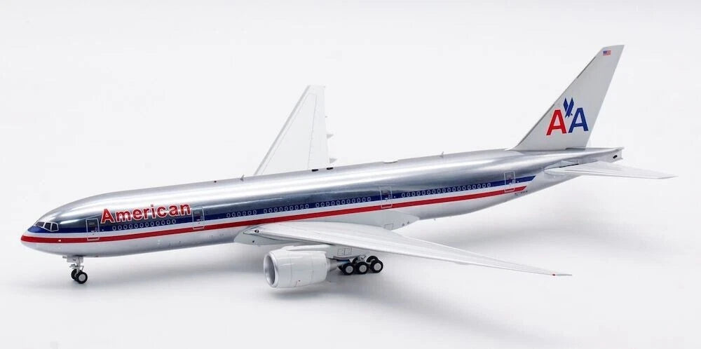 INFLIGHT 200 B767-300 ZOOM AIRLINES REG: G-CZNA