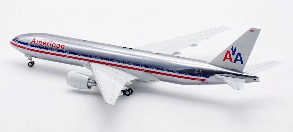 INFLIGHT 200 B777-200 AMERICAN AIRLINES REG: N779AN