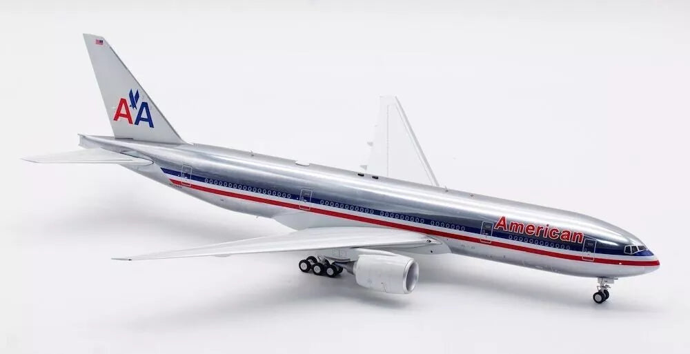 INFLIGHT 200 B767-300 ZOOM AIRLINES REG: G-CZNA