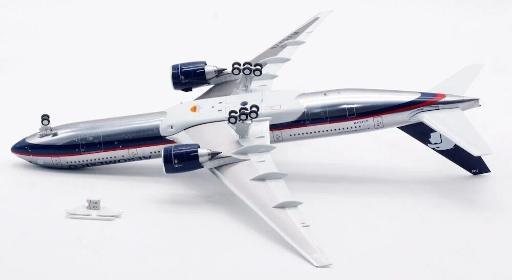 INFLIGHT 200 B777-2Q8/ER AEROMEXICO REG: N745AM