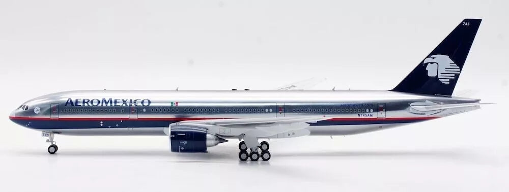 INFLIGHT 200 B777-2Q8/ER AEROMEXICO REG: N745AM