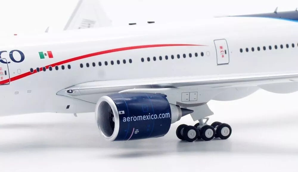 INFLIGHT 200 B777-2Q8/ER AEROMEXICO REG: N774AM