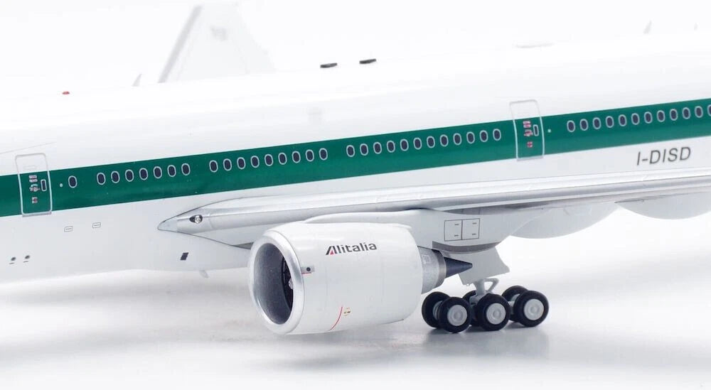 INFLIGHT 200 B777-243/ER ALITALIA REG: I-DISD