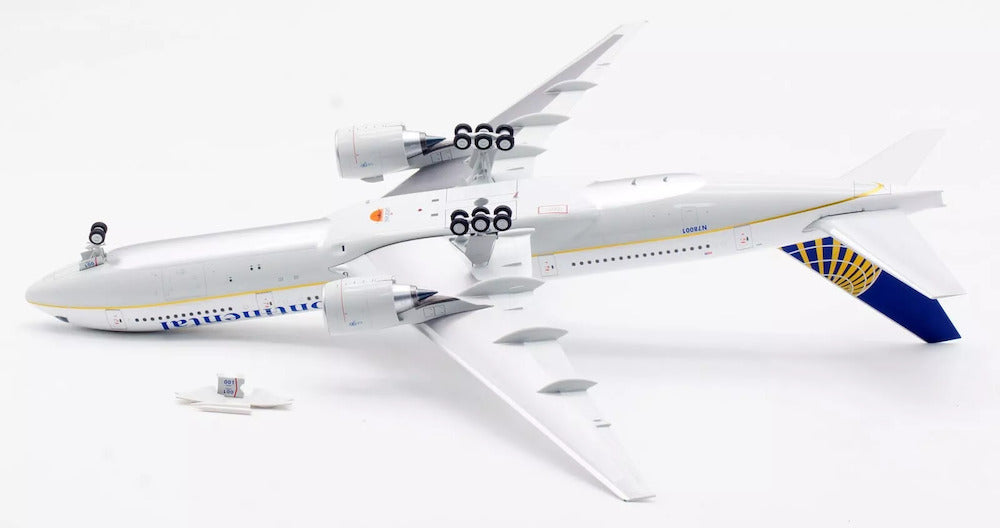 INFLIGHT 200 B777-224/ER CONTINENTAL AIRLINES REG: N78001